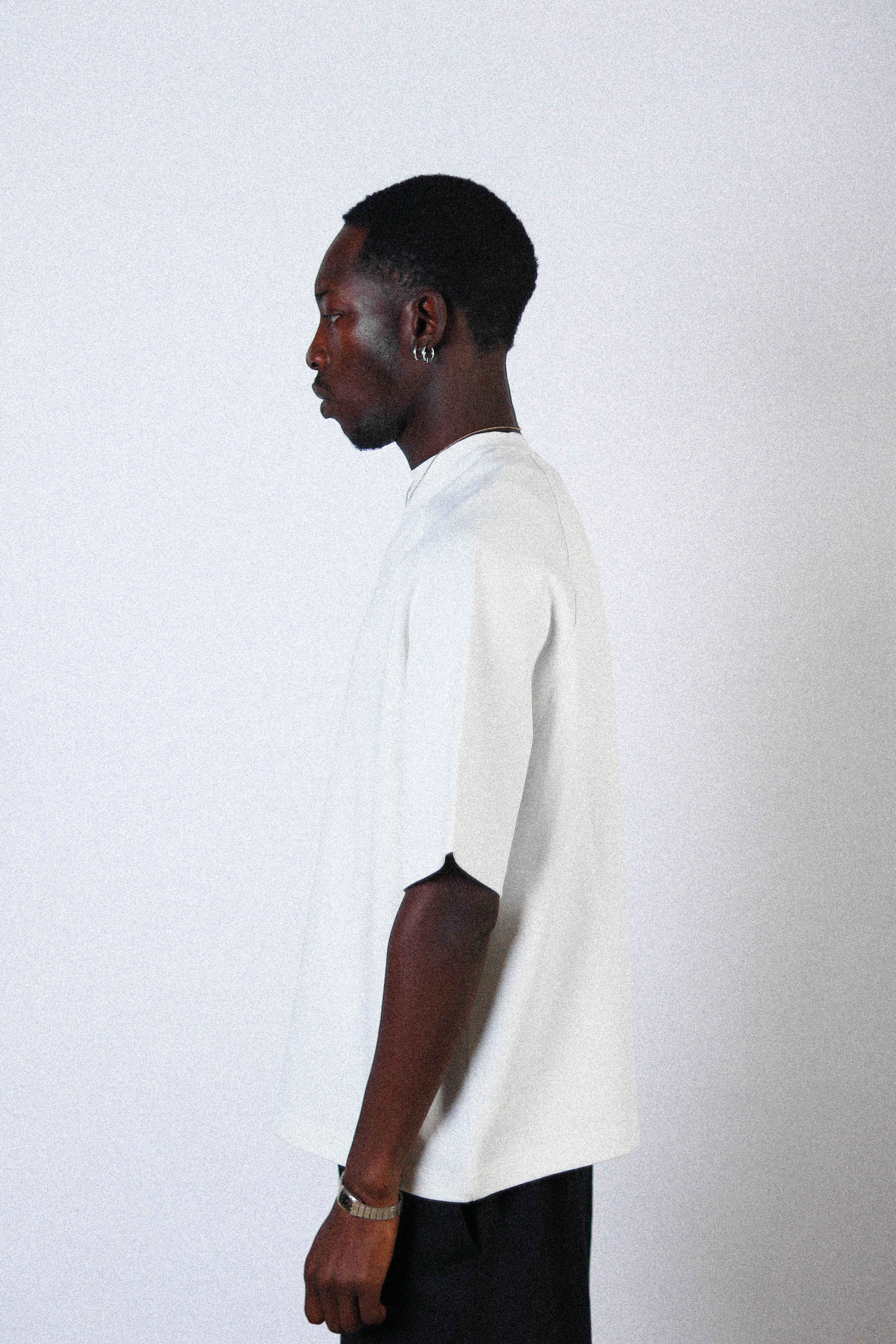 WHITE RAGLAN TEE