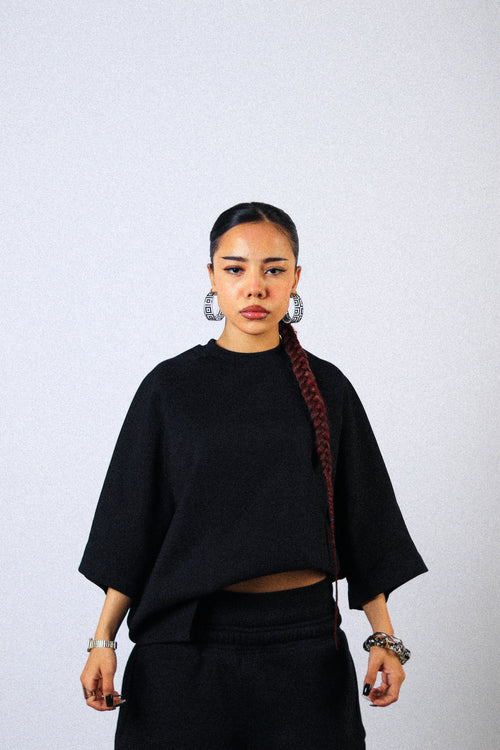 BLACK RAGLAN TEE